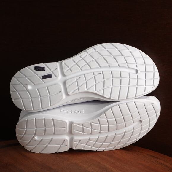 Oofos Shoes Mens Size 9.5 White Oomg Sport Low Slip On Comfort Recovery Casual main image 6